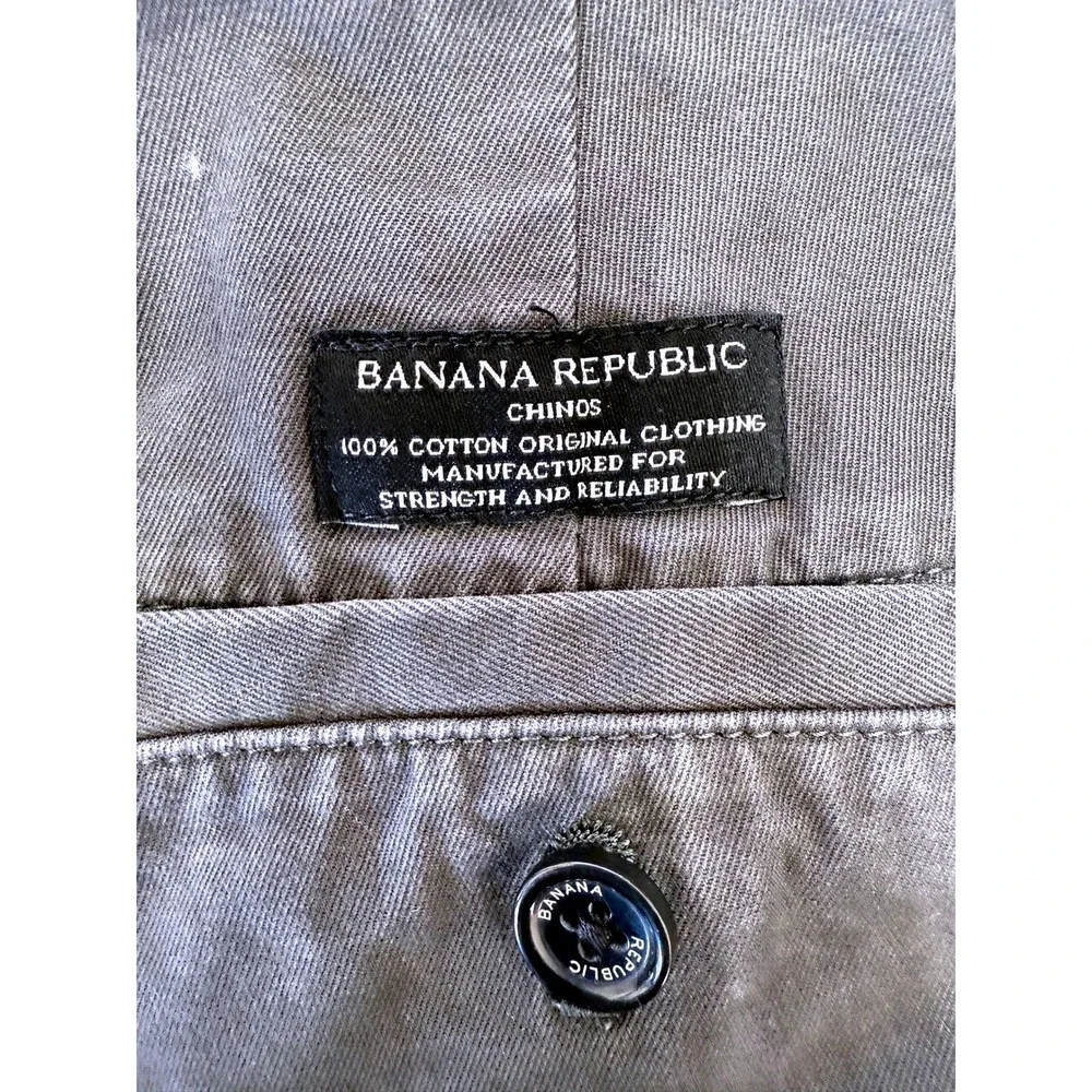 Banana Republic Mens Aiden Chino Pants Size 33x34 Gray Flat Front Casual Preppy